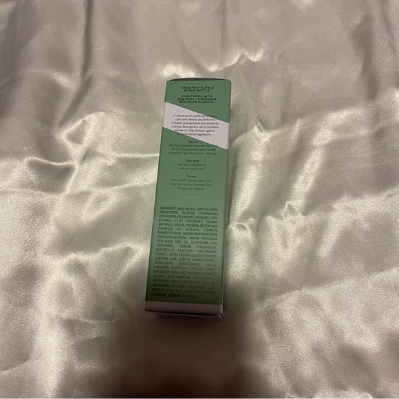 Ren Clean Skincare Evercalm Redness Relief Serum - Picture 3 of 6